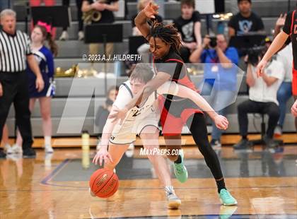 Thumbnail 2 in Olathe West vs. Shawnee Mission Northwest (KSHSAA 6A Sub-State) photogallery.