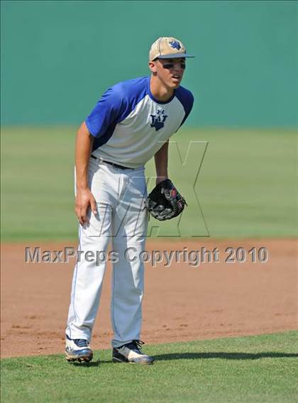 Thumbnail 3 in Windthorst vs Blue Ridge (Texas 1A Region II Final) photogallery.