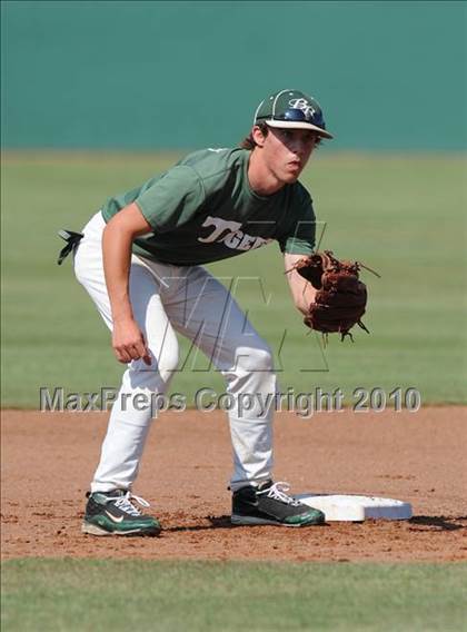 Thumbnail 2 in Windthorst vs Blue Ridge (Texas 1A Region II Final) photogallery.