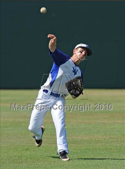 Thumbnail 2 in Windthorst vs Blue Ridge (Texas 1A Region II Final) photogallery.