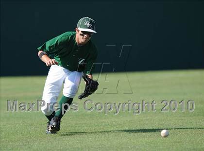 Thumbnail 2 in Windthorst vs Blue Ridge (Texas 1A Region II Final) photogallery.