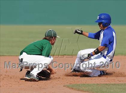 Thumbnail 1 in Windthorst vs Blue Ridge (Texas 1A Region II Final) photogallery.