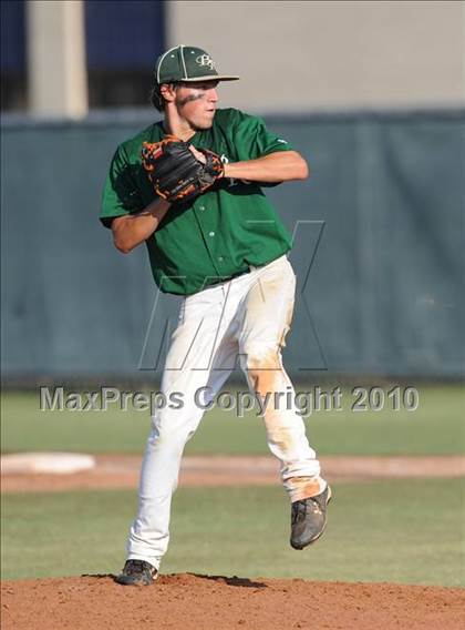Thumbnail 2 in Windthorst vs Blue Ridge (Texas 1A Region II Final) photogallery.
