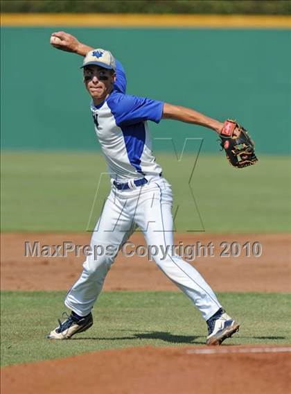 Thumbnail 3 in Windthorst vs Blue Ridge (Texas 1A Region II Final) photogallery.