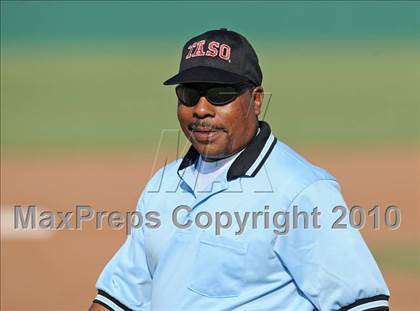 Thumbnail 3 in Windthorst vs Blue Ridge (Texas 1A Region II Final) photogallery.
