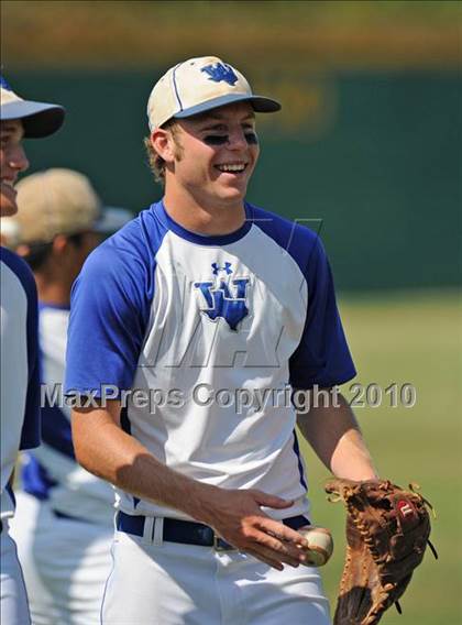 Thumbnail 3 in Windthorst vs Blue Ridge (Texas 1A Region II Final) photogallery.