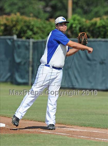 Thumbnail 1 in Windthorst vs Blue Ridge (Texas 1A Region II Final) photogallery.