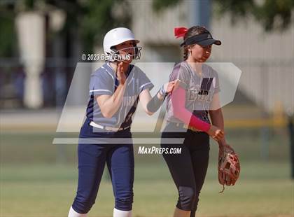 Thumbnail 1 in Mount Vernon vs Temple (GHSA 1A D1 State Tournament) photogallery.