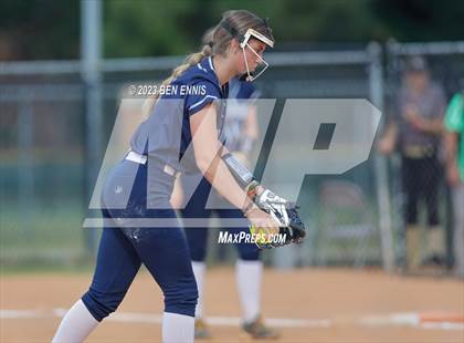 Thumbnail 2 in Mount Vernon vs Temple (GHSA 1A D1 State Tournament) photogallery.