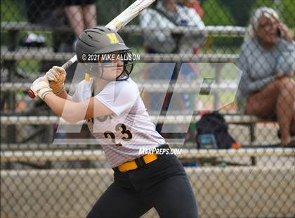 Thumbnail 2 in Hixson vs. Tyner Academy photogallery.