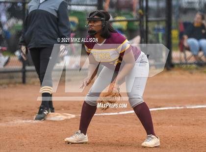 Thumbnail 2 in Hixson vs. Tyner Academy photogallery.