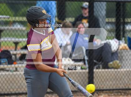 Thumbnail 2 in Hixson vs. Tyner Academy photogallery.