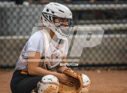 Thumbnail 2 in Hixson vs. Tyner Academy photogallery.