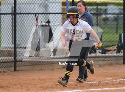 Thumbnail 1 in Hixson vs. Tyner Academy photogallery.