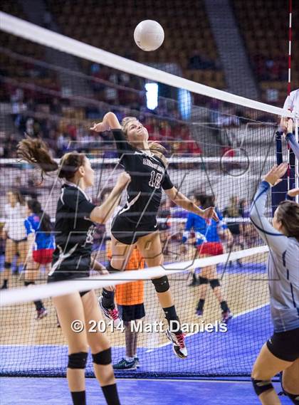 Thumbnail 3 in Berthoud vs. Air Academy (CHSAA 4A Playoff) photogallery.