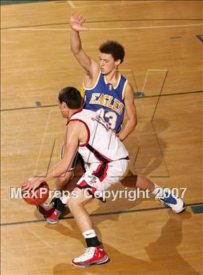 Thumbnail 2 in Santa Margarita vs Monte Vista (Torrey Pines Holiday Prep Classic) photogallery.