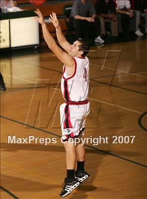 Thumbnail 2 in Santa Margarita vs Monte Vista (Torrey Pines Holiday Prep Classic) photogallery.