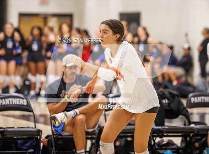 Thumbnail 3 in Kamehameha Kapalama vs. Huntington Beach (Durango Fall Classic) photogallery.