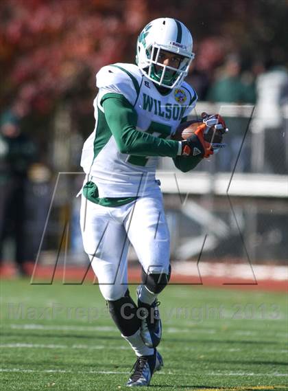 Thumbnail 3 in Wilson vs Woodson (44th Annual Turkey Bowl @ Eastern) photogallery.