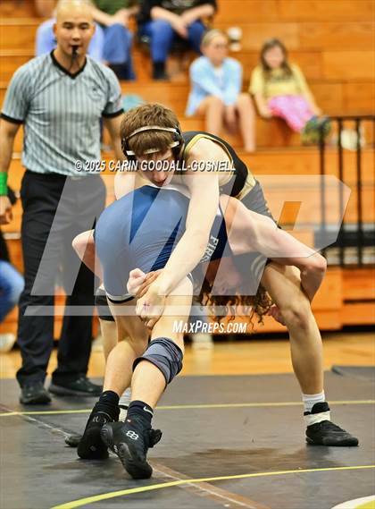 Thumbnail 2 in First Flight vs Croatan (NCHSAA Round 2) photogallery.