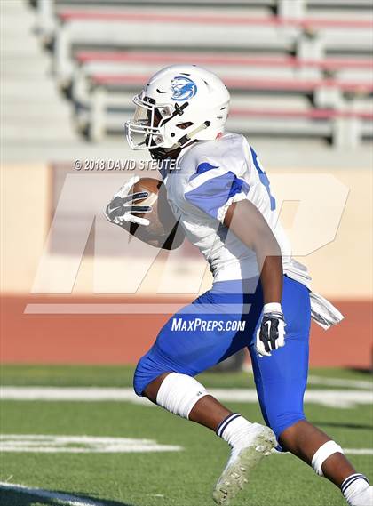 Thumbnail 3 in JV: Capital Christian @ Sacramento photogallery.