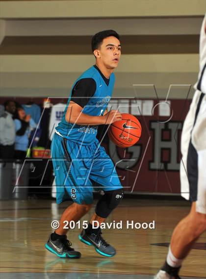 Thumbnail 3 in Beckman vs. Santiago (MaxPreps Holiday Classic Ihoop Gear Championship) photogallery.