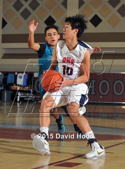 Thumbnail 1 in Beckman vs. Santiago (MaxPreps Holiday Classic Ihoop Gear Championship) photogallery.