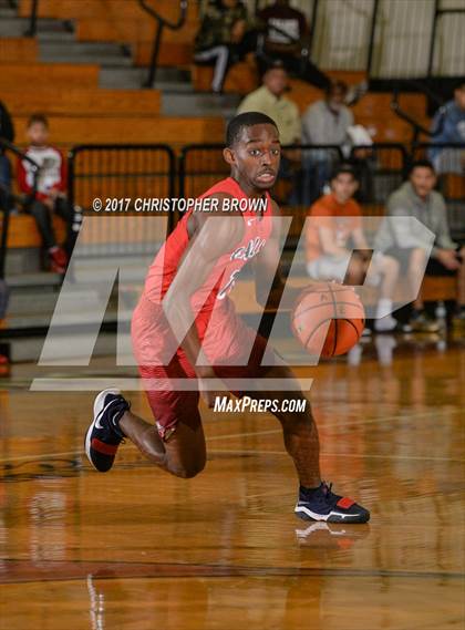 Thumbnail 3 in Atascocita vs Pearland (McDonald's Texas Invitational) photogallery.
