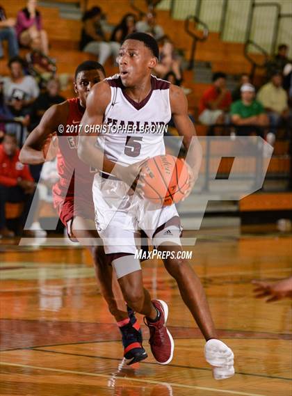 Thumbnail 3 in Atascocita vs Pearland (McDonald's Texas Invitational) photogallery.