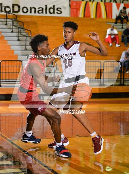 Thumbnail 1 in Atascocita vs Pearland (McDonald's Texas Invitational) photogallery.