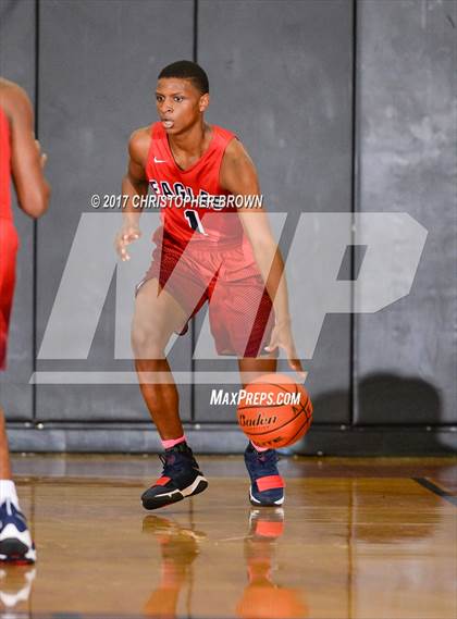 Thumbnail 2 in Atascocita vs Pearland (McDonald's Texas Invitational) photogallery.