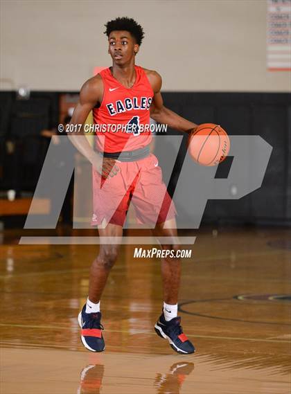 Thumbnail 2 in Atascocita vs Pearland (McDonald's Texas Invitational) photogallery.