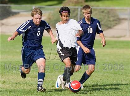 Thumbnail 1 in Beyer vs. Merced (Spartans Classic) photogallery.