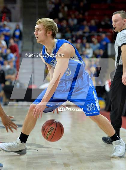 Thumbnail 2 in North Surry vs. Northside - Jacksonville (NCHSAA 2A Final) photogallery.