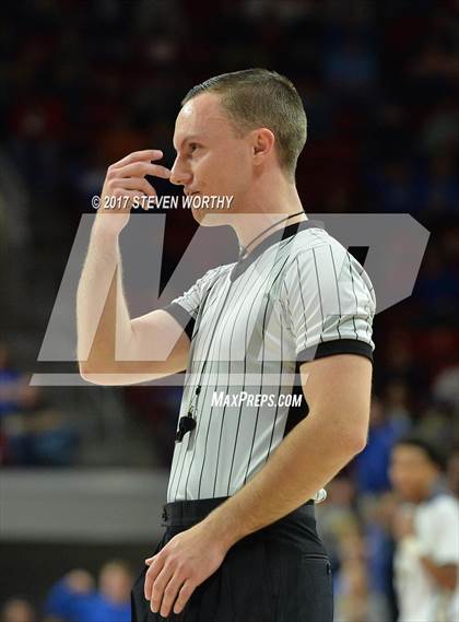 Thumbnail 3 in North Surry vs. Northside - Jacksonville (NCHSAA 2A Final) photogallery.