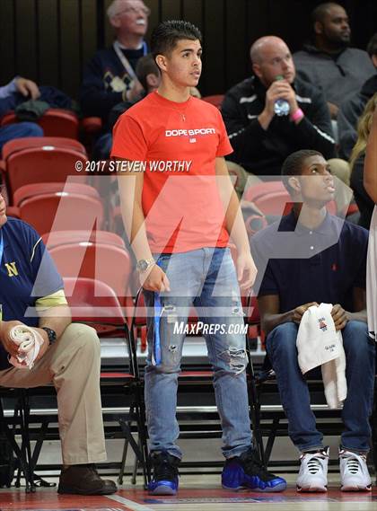 Thumbnail 3 in North Surry vs. Northside - Jacksonville (NCHSAA 2A Final) photogallery.