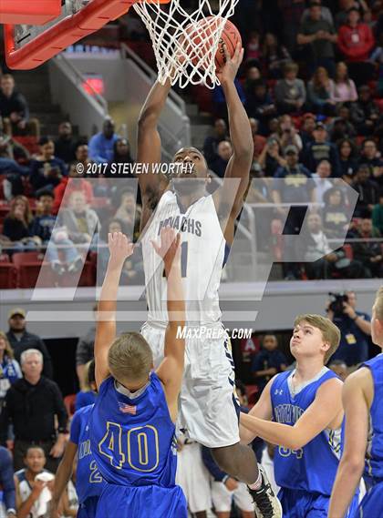 Thumbnail 3 in North Surry vs. Northside - Jacksonville (NCHSAA 2A Final) photogallery.