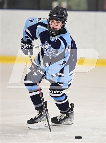 Thumbnail 2 in East Catholic @ New Milford photogallery.