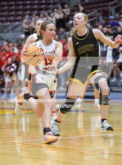 Thumbnail 2 in Grantsville vs. Emery (UHSAA 3A Semifinal) photogallery.