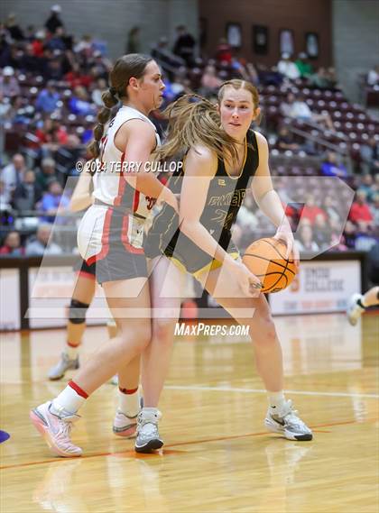 Thumbnail 2 in Grantsville vs. Emery (UHSAA 3A Semifinal) photogallery.