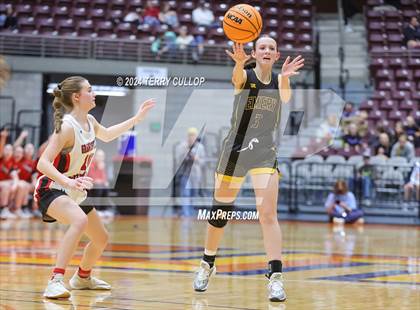 Thumbnail 2 in Grantsville vs. Emery (UHSAA 3A Semifinal) photogallery.