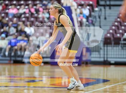 Thumbnail 1 in Grantsville vs. Emery (UHSAA 3A Semifinal) photogallery.
