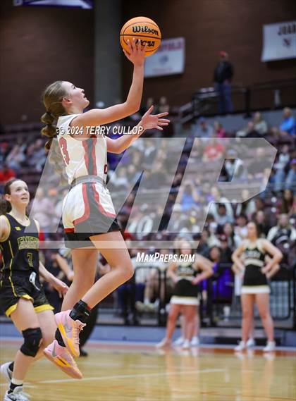 Thumbnail 1 in Grantsville vs. Emery (UHSAA 3A Semifinal) photogallery.