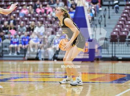 Thumbnail 1 in Grantsville vs. Emery (UHSAA 3A Semifinal) photogallery.