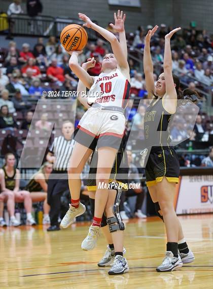 Thumbnail 3 in Grantsville vs. Emery (UHSAA 3A Semifinal) photogallery.
