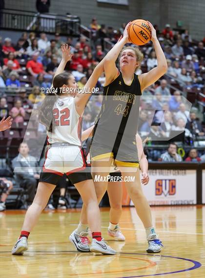 Thumbnail 3 in Grantsville vs. Emery (UHSAA 3A Semifinal) photogallery.
