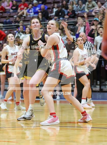 Thumbnail 1 in Grantsville vs. Emery (UHSAA 3A Semifinal) photogallery.