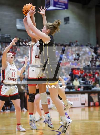 Thumbnail 1 in Grantsville vs. Emery (UHSAA 3A Semifinal) photogallery.