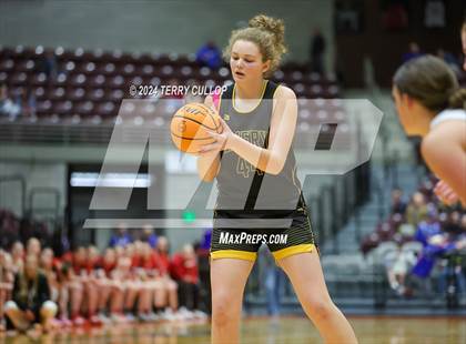 Thumbnail 2 in Grantsville vs. Emery (UHSAA 3A Semifinal) photogallery.