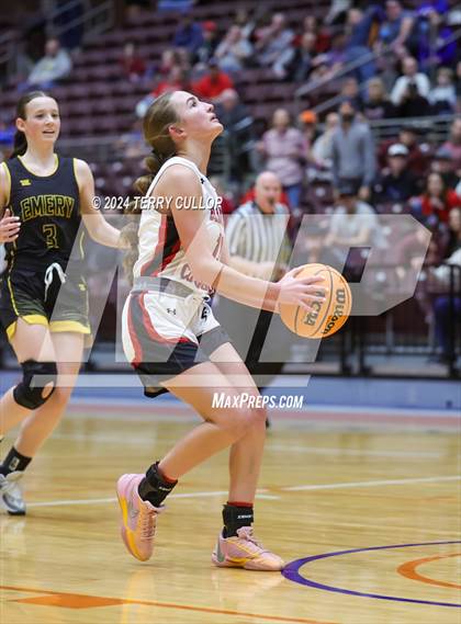Thumbnail 2 in Grantsville vs. Emery (UHSAA 3A Semifinal) photogallery.